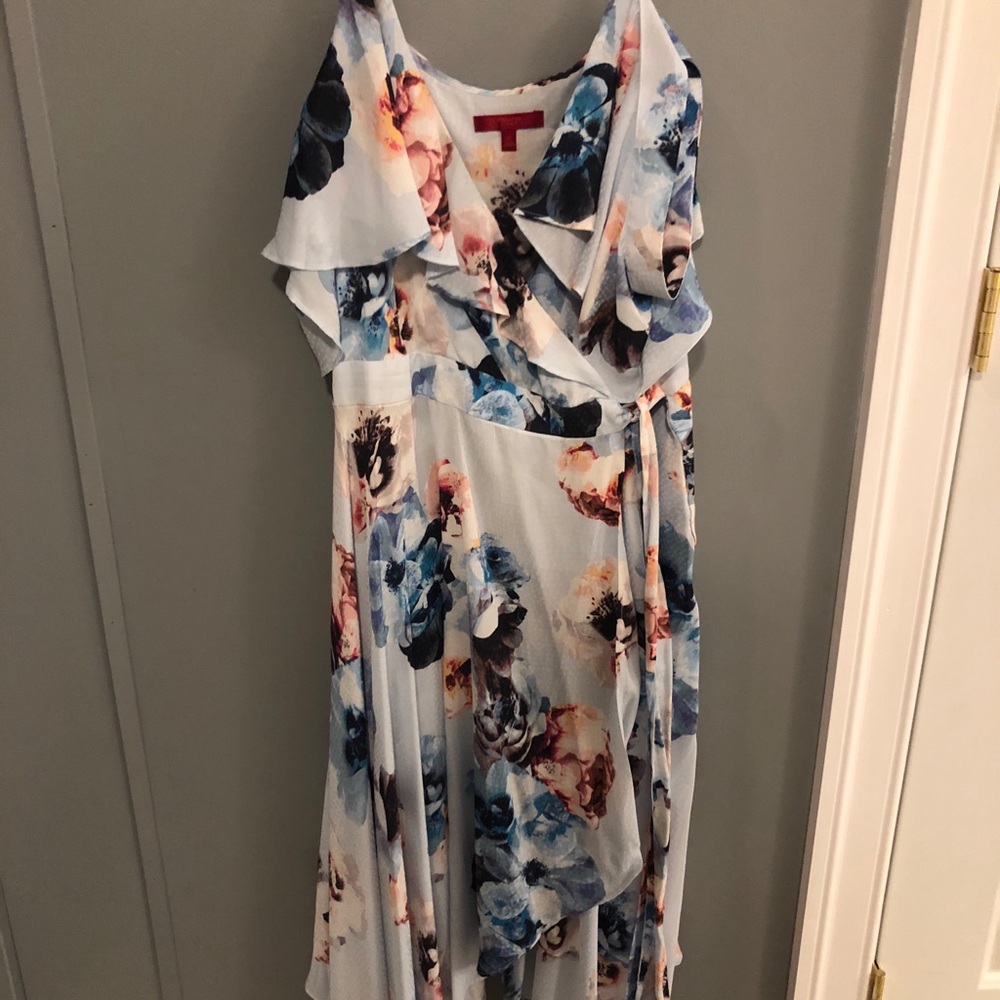 ✨SALE✨ Jennifer lopez wrap spaghetti strap dress